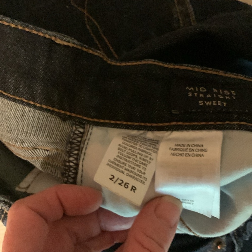 Lucky Brand mid rise sweet straight size 2/26 regular EUC like new! - Picture 4 of 7